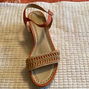 Coral wedge sandal